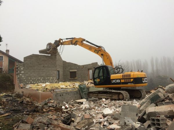 Démolition partielle de maison individuelle sur Lyon 9