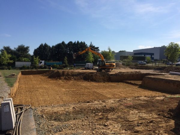 Terrassement à St Genis les Ollières
